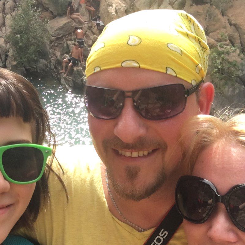 𝐶ℎ𝑟𝑖𝑠𝑡𝑖𝑎𝑛 𝐿𝑖𝑛𝑑𝑛𝑒𝑟