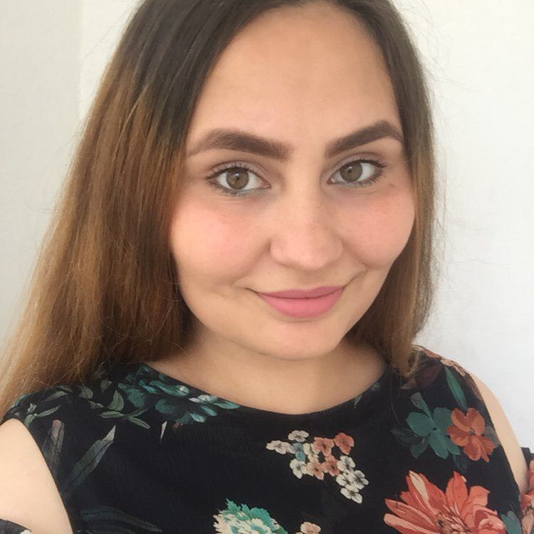 Ramona Crs 🇷🇴