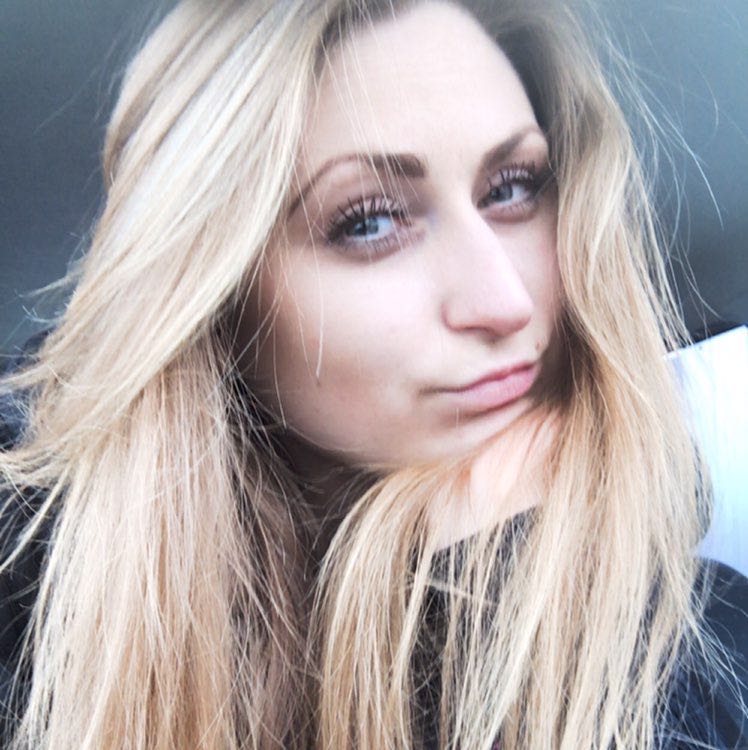 Виктория🍀