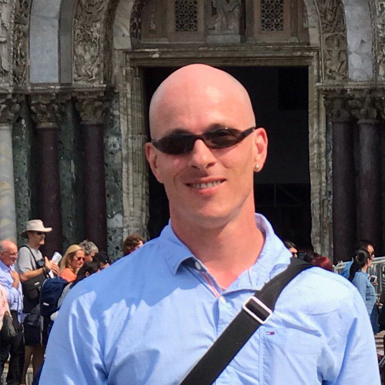 Alex🇨🇭 profile