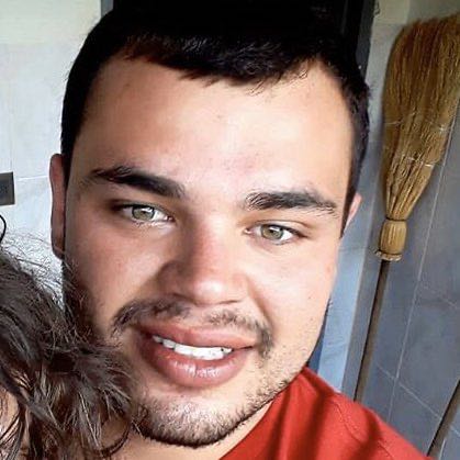 Carlos César profile