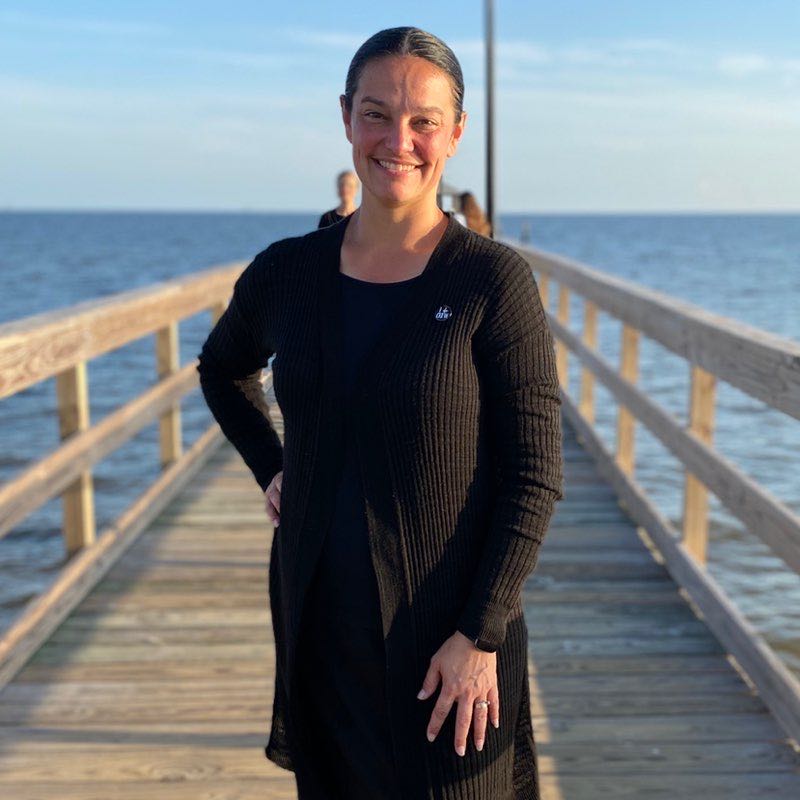 April👩🏻‍🏫💚💜