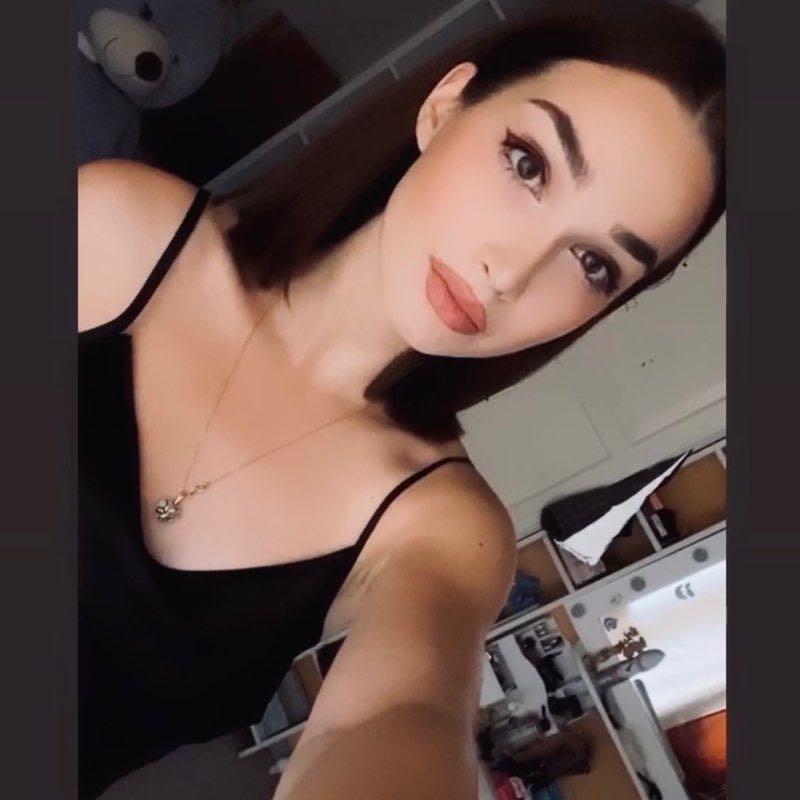 София profile