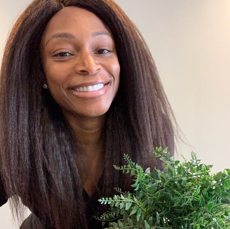 Tosin (@lifebytosin)